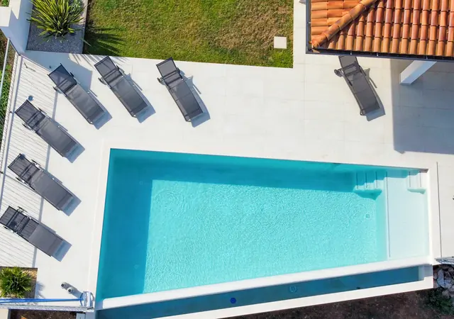 Pool & Außenbereich