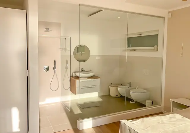 Schlafzimmer & Bäder
