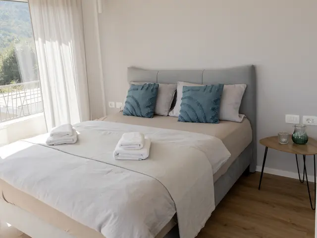 Schlafzimmer & Bäder